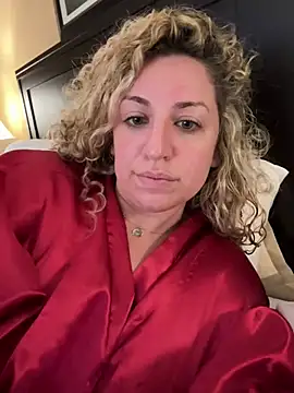 Snapshot of miamellycious chatting on 31, 1, 2025 miamellycious online show from 31, 1, 2025