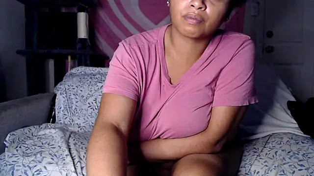 Snapshot of TasteeKitty chatting on 27, 9, 2025 TasteeKitty online show from 27, 9, 2025