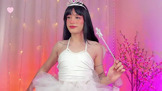 Snapshot of rosseblondee chatting on 1, 11, 2025 rosseblondee online show from 1, 11, 2025