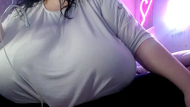 Snapshot of SenzualHotM chatting on 22, 3, 2025 SenzualHotM online show from 22, 3, 2025