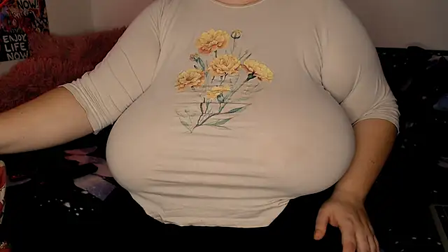 SenzualHotM online show from 18, 11, 2025