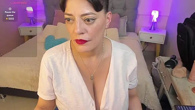  Abril W online show from 21, 2, 2025