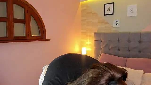  Abril W online show from 5, 2, 2026