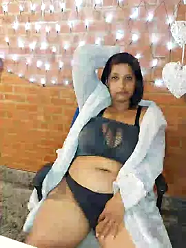 Snapshot of Lilybanx chatting on 15, 12, 2024 Lilybanx online show from 15, 12, 2024