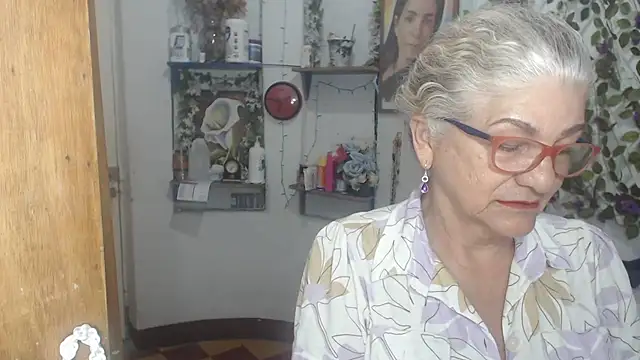 FunnyGrandma online show from 21, 5, 2026