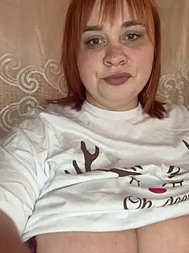 Snapshot of Model9798 chatting on 3, 12, 2024 Model9798 online show from 3, 12, 2024