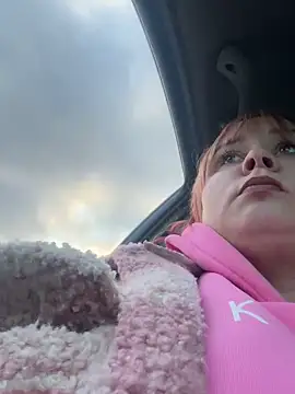 Snapshot of Model9798 chatting on 7, 2, 2025 Model9798 online show from 7, 2, 2025