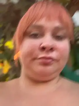 Snapshot of Model9798 chatting on 8, 9, 2025 Model9798 online show from 8, 9, 2025