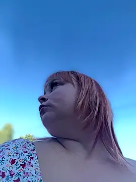 Snapshot of Model9798 chatting on 24, 9, 2025 Model9798 online show from 24, 9, 2025