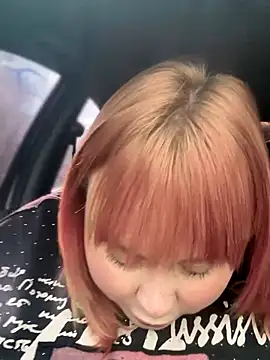 Snapshot of Model9798 chatting on 6, 10, 2025 Model9798 online show from 6, 10, 2025