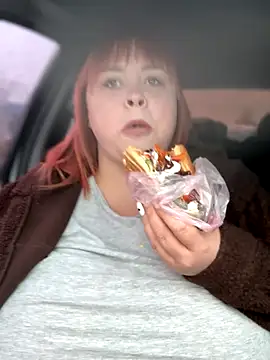 Snapshot of Model9798 chatting on 27, 10, 2025 Model9798 online show from 27, 10, 2025