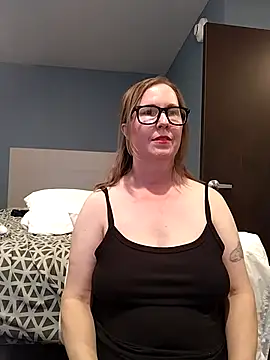 SweetandNaughty1 online show from 20, 10, 2025