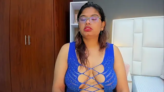 Snapshot of yeral2017 chatting on 2, 12, 2025 yeral2017 online show from 2, 12, 2025