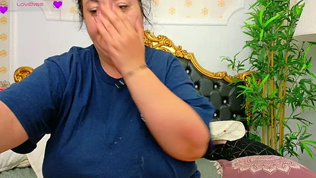 AleshaArabian online show from 10, 4, 2026