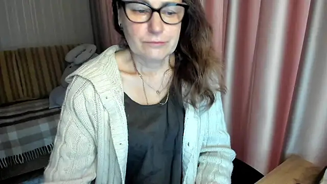 lauraoven online show from 12, 2, 2026