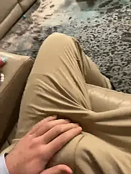 JohnnyBigShot online show from 4, 1, 2025