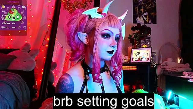 Snapshot of Ivey_and_James chatting on 11, 1, 2025 Ivey and James online show from 11, 1, 2025