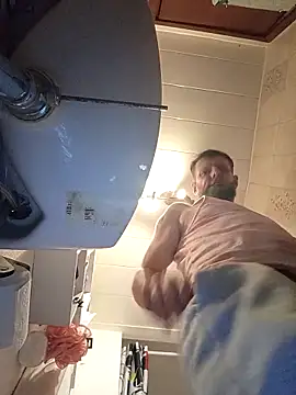 Snapshot of Kw8585kw chatting on 1, 12, 2025 Kw8585kw online show from 1, 12, 2025