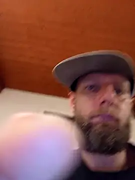 Snapshot of Kw8585kw chatting on 14, 12, 2025 Kw8585kw online show from 14, 12, 2025