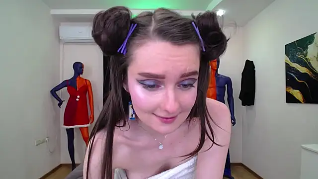 Snapshot of CloudGrace chatting on 22, 1, 2025 CloudGrace online show from 22, 1, 2025