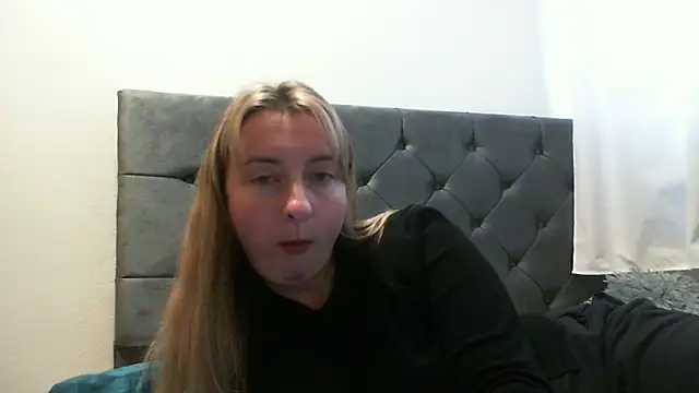 SusanCurt online show from 19, 10, 2025