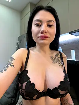 Snapshot of Wet__Bunny chatting on 3, 11, 2025 Wet Bunny online show from 3, 11, 2025