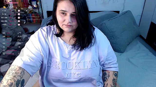 naughtykiss online show from 2, 11, 2025