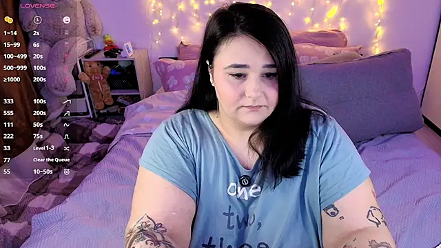 naughtykiss online show from 15, 2, 2026