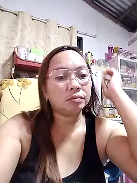 Snapshot of asianwet4u chatting on 2, 2, 2025 asianwet4u online show from 2, 2, 2025