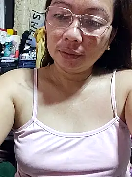 Snapshot of asianwet4u chatting on 23, 2, 2025 asianwet4u online show from 23, 2, 2025
