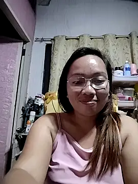 Snapshot of asianwet4u chatting on 25, 2, 2025 asianwet4u online show from 25, 2, 2025