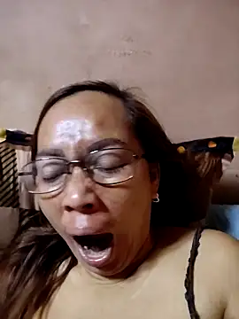 Snapshot of asianwet4u chatting on 29, 10, 2025 asianwet4u online show from 29, 10, 2025