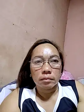 Snapshot of asianwet4u chatting on 2, 11, 2025 asianwet4u online show from 2, 11, 2025