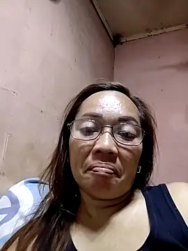 Snapshot of asianwet4u chatting on 13, 11, 2025 asianwet4u online show from 13, 11, 2025