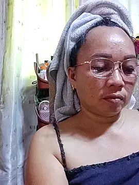 Snapshot of asianwet4u chatting on 15, 11, 2025 asianwet4u online show from 15, 11, 2025