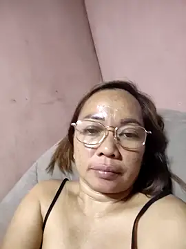 Snapshot of asianwet4u chatting on 22, 11, 2025 asianwet4u online show from 22, 11, 2025