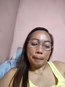 Snapshot of asianwet4u chatting on 15, 12, 2025 asianwet4u online show from 15, 12, 2025