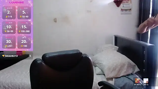 Snapshot of sensual_nataliee chatting on 31, 5, 2026 sensual nataliee online show from 31, 5, 2026