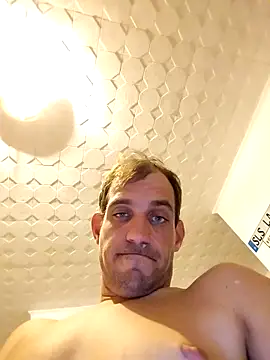 Snapshot of Codymc89 chatting on 19, 9, 2025 Codymc89 online show from 19, 9, 2025