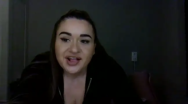 Snapshot of avajade chatting on 5, 12, 2024 avajade online show from 5, 12, 2024