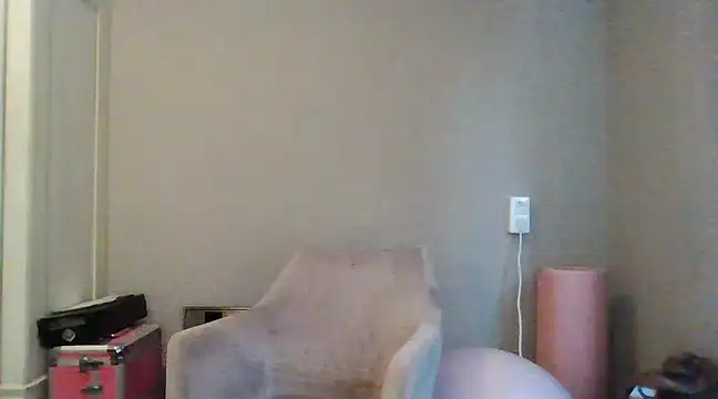 Snapshot of avajade chatting on 16, 12, 2024 avajade online show from 16, 12, 2024