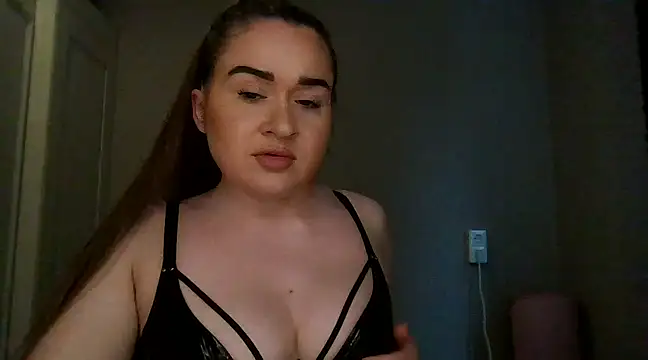 Snapshot of avajade chatting on 10, 2, 2025 avajade online show from 10, 2, 2025
