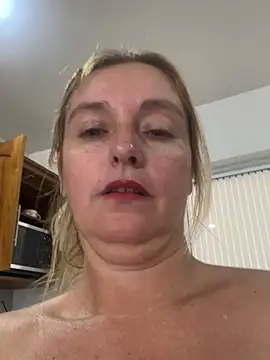 moniquerainx online show from 4, 3, 2026