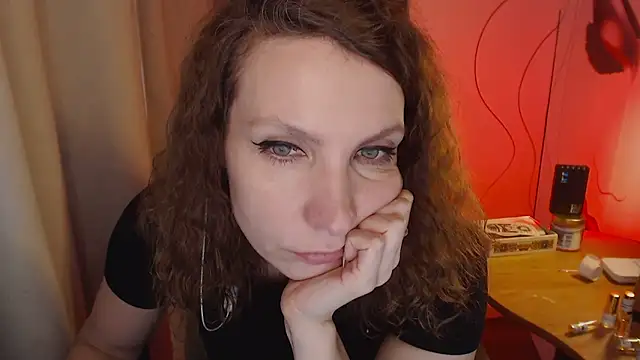 Snapshot of JohansonKatie chatting on 13, 1, 2025 JohansonKatie online show from 13, 1, 2025