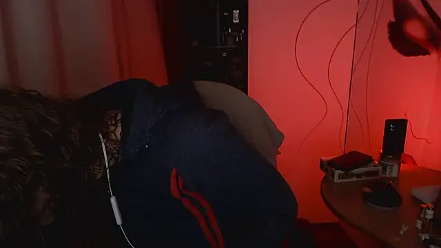 Snapshot of JohansonKatie chatting on 14, 1, 2025 JohansonKatie online show from 14, 1, 2025