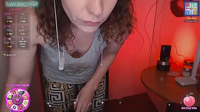 Snapshot of JohansonKatie chatting on 16, 2, 2025 JohansonKatie online show from 16, 2, 2025