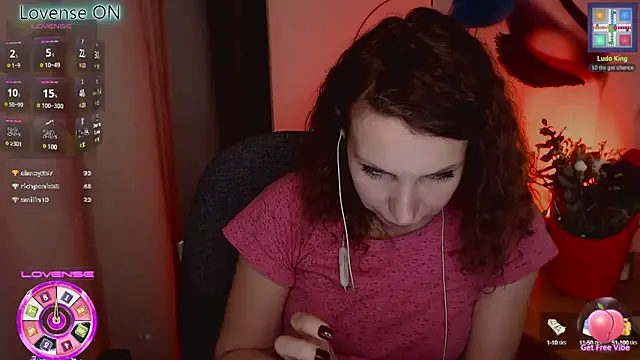 Snapshot of JohansonKatie chatting on 24, 2, 2025 JohansonKatie online show from 24, 2, 2025