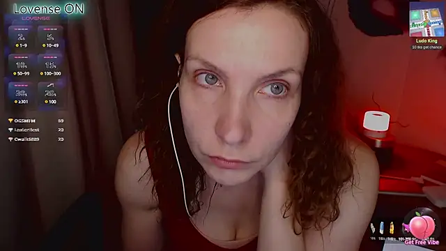 Snapshot of JohansonKatie chatting on 3, 3, 2025 JohansonKatie online show from 3, 3, 2025