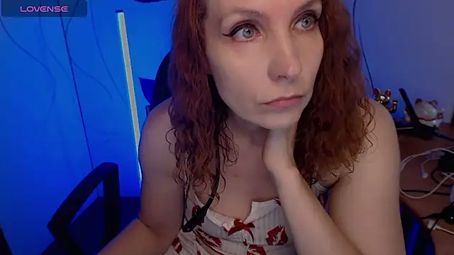 Snapshot of JohansonKatie chatting on 17, 9, 2025 JohansonKatie online show from 17, 9, 2025