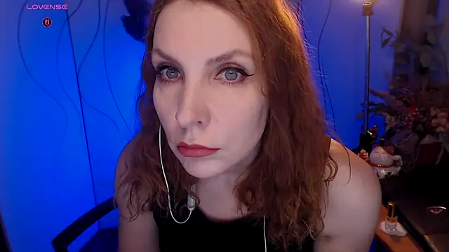 Snapshot of JohansonKatie chatting on 26, 11, 2025 JohansonKatie online show from 26, 11, 2025